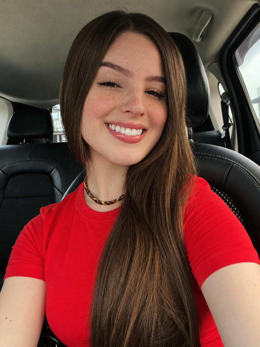 Lucía F.
